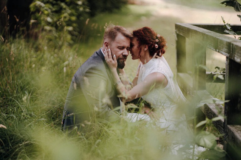 Hochzeitsfotografie Carina und Thomas Zenner im Standesamt Meerane. Gartenhochzeit