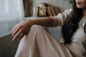 Details Boudoirfotografie und Portraitfotografie Cynthia fotografiert von Richard Lehmann - richard-lehmann.de